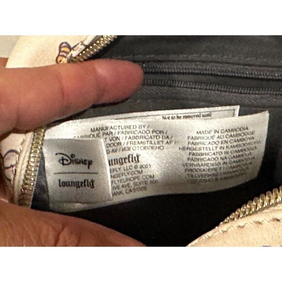 Loungefly Disney Winnie The Pooh Honey Crossbody Bag EUC - Picture 4 of 10